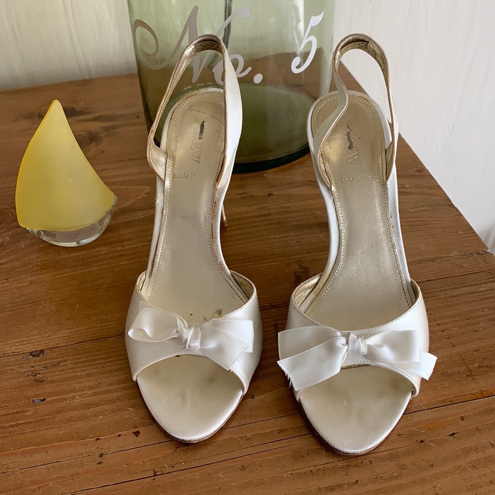 Gently worn white satin J.Crew heels w/ bows